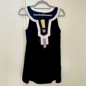 Black sleeveless blouse - Women’s Large